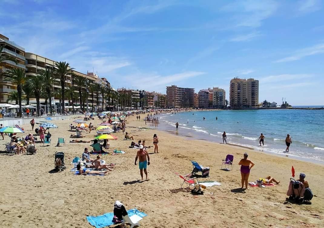 Penthouse Residencial Virginia Lejlighed Torrevieja Eksteriør billede